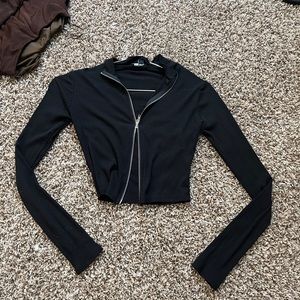 Fashion nova zip up crop top